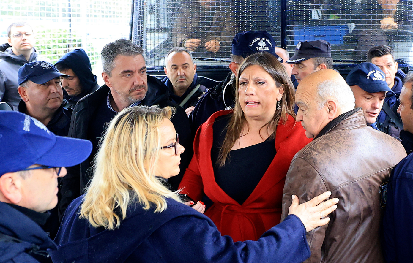 Όλα όσα έγιναν στη δίκη για τα Τέμπη: Εντάσεις κι αντιδράσεις, συγκλόνισαν οι συγγενείς των θυμάτων