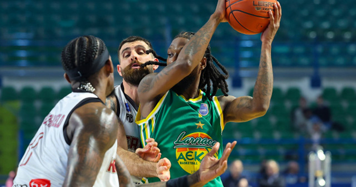 Εύκολη νίκη στο ντέρμπι κορυφής για την ΑΕΚ κόντρα στον Κεραυνό