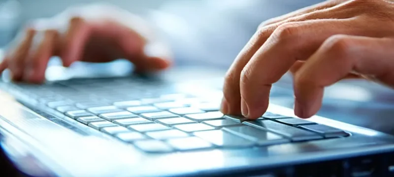 apati_diadiktio-large_thumbnail