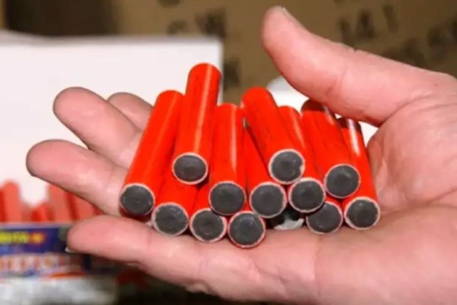 Δύο ανήλικοι τραυματίες λόγω κροτίδων στη Λάρνακα – Μεταφέρθηκαν σε νοσοκομείο