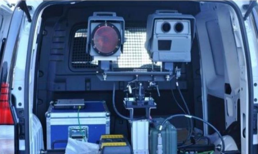 &Phi;ώ&nu;&alpha;&zeta;&epsilon; &kappa;&alpha;&iota; &alpha;&pi;&epsilon;&iota;&lambda;&omicron;ύ&sigma;&epsilon; &chi;&epsilon;&iota;&rho;&iota;&sigma;&tau;ή &kappa;&iota;&nu;&eta;&tau;ή&sigmaf; &kappa;ά&mu;&epsilon;&rho;&alpha;&sigmaf;