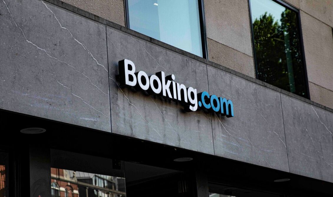 Συναγερμός στη Booking.com: Διαρροή δεδομένων μετά από επίθεση χάκερ – Πήραν ονόματα, στοιχεία κρατήσεων και άλλα