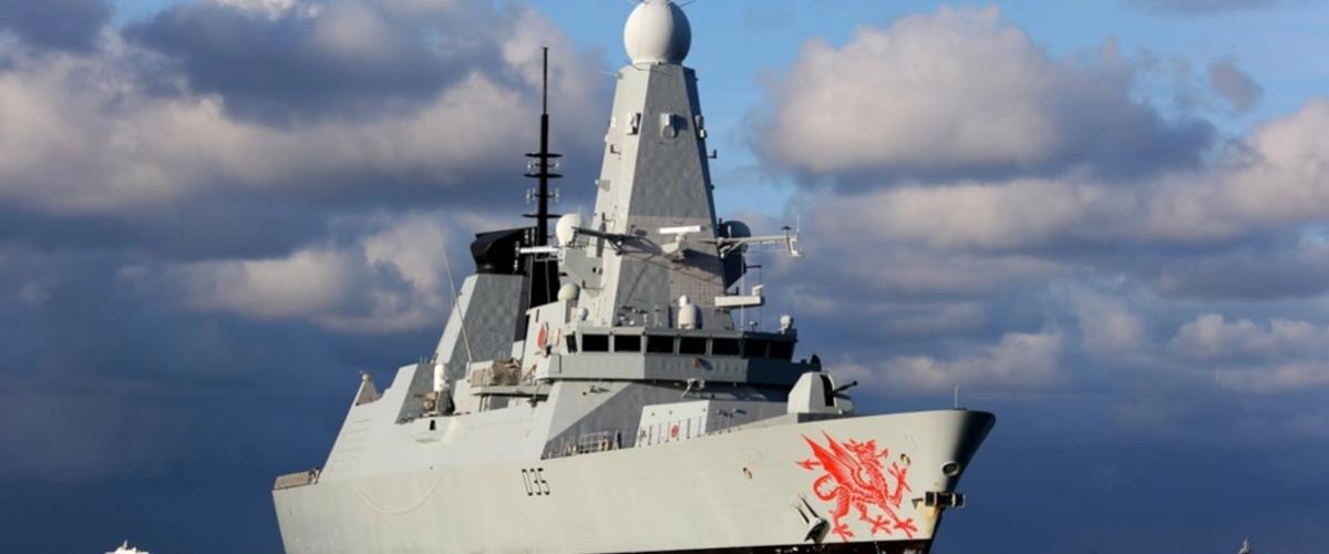 ΗΒ: Αποσύρθηκε από Κύπρο το αντιτορπιλικό HMS Dragon λόγω τεχνικού προβλήματος