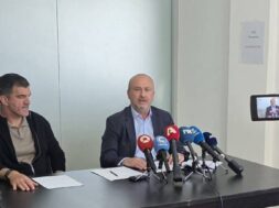 dimosiografiki-diaskepsi-papadaki-e1775811411644-1024×510