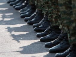 fantaroi-stratos-anypotaktos-570-1280x853_ID_1017831-2