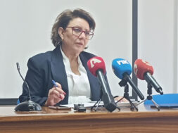 sotiria_georgiadou_ktiniatrikes_ipiresies