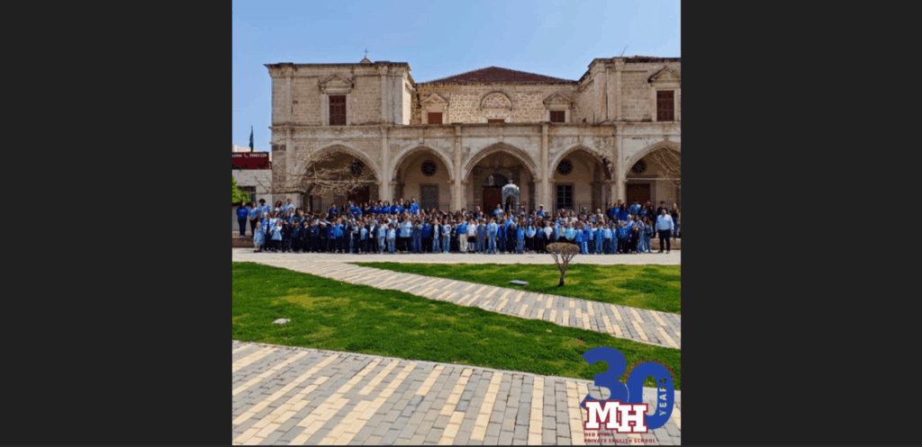 Μήνυμα αποδοχής και ενότητας από το Med High Private English School Λάρνακας για την ευαισθητοποίηση γύρω από τον αυτισμό