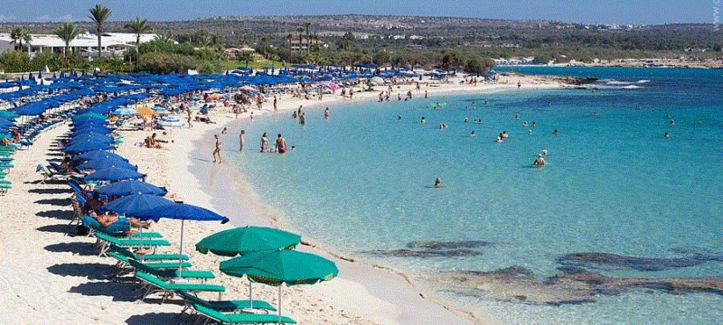 ΜΑΚΡΟΝΗΣΟΣ ΠΑΡΑΛΙΑ