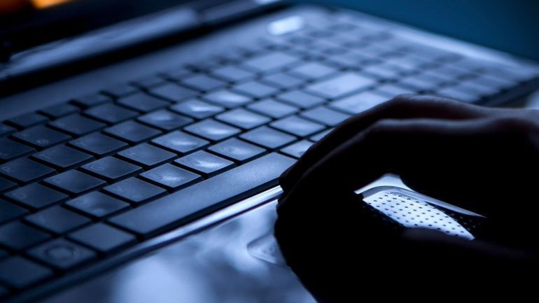 Νέα διαδικτυακή απάτη με θύμα 64χρονη: Της υποσχέθηκαν επενδυτικά κέρδη και της έκλεψαν €39.000