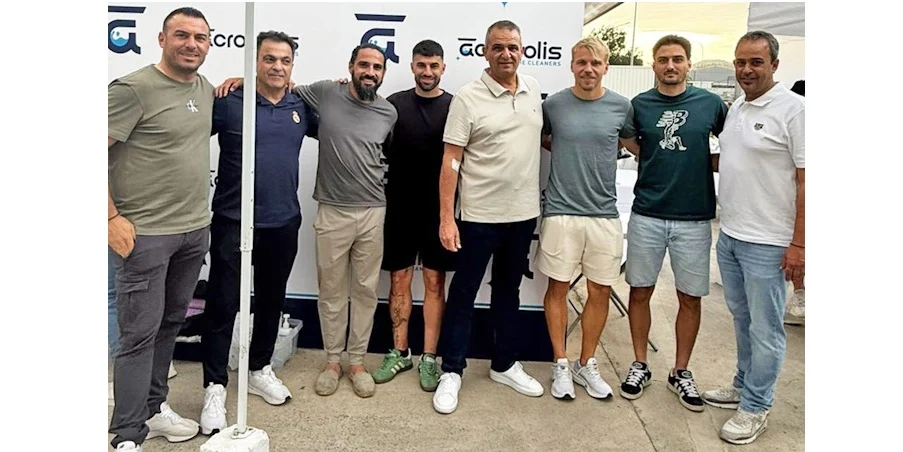 Πράξη Προσφοράς και Αγάπης η Εθελοντική Αιμοδοσία των Acropolis the Cleaners στην Αραδίππου