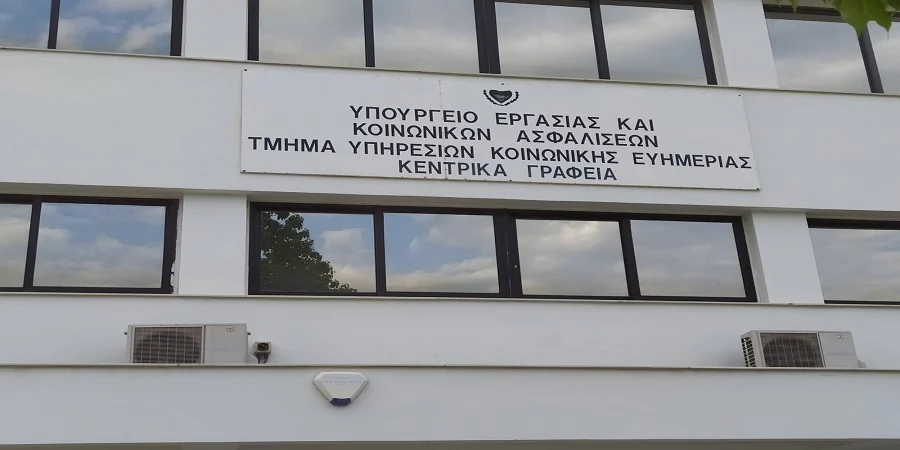 ΙΣΟΤΗΤΑ για ΚΥ: «Ανά 2 μέρες δεν έχουμε διαδίκτυο, ούτε τηλέφωνα»