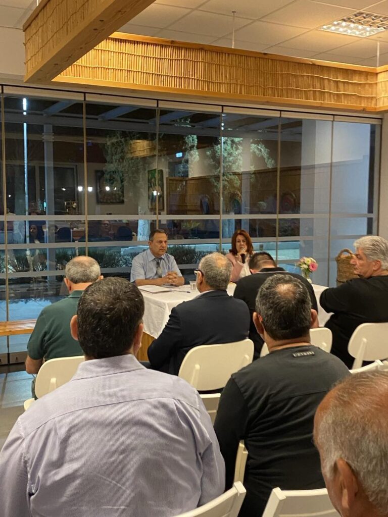 Με επιτυχία η παρουσίαση της ποιητικής συλλογής και βραδιά ποίησης της Λέσχης Ανάγνωσης της Βιβλιοθήκης του Δ.Δ. Λιβαδιών  (φώτο)