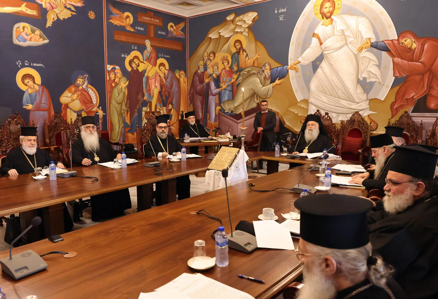 Κρίσιμη μέρα για την Πάφο: Οι τέσσερις «μνηστήρες» του Μητροπολιτικού Θρόνου ενώπιον της Ιεράς Συνόδου