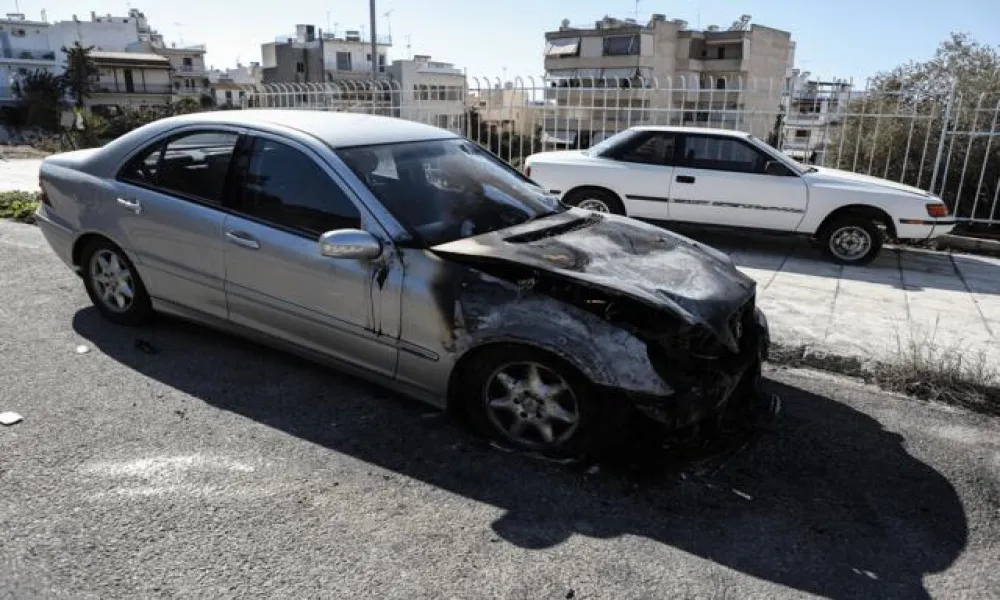 Έκρηξη σε αυτοκίνητο 45χρονου στο Λιοπέτρι – Εκτεταμένες ζημιές