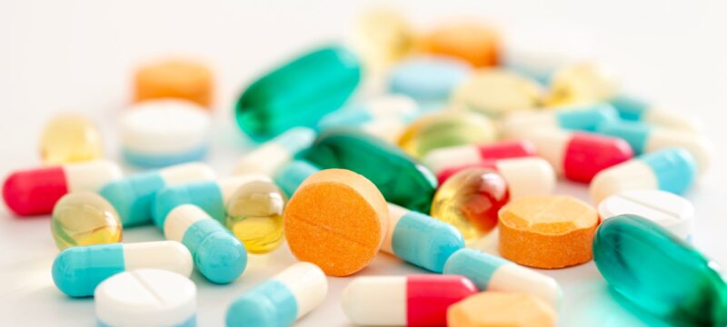pills-farmaka-xapia-hapia-shutterstock