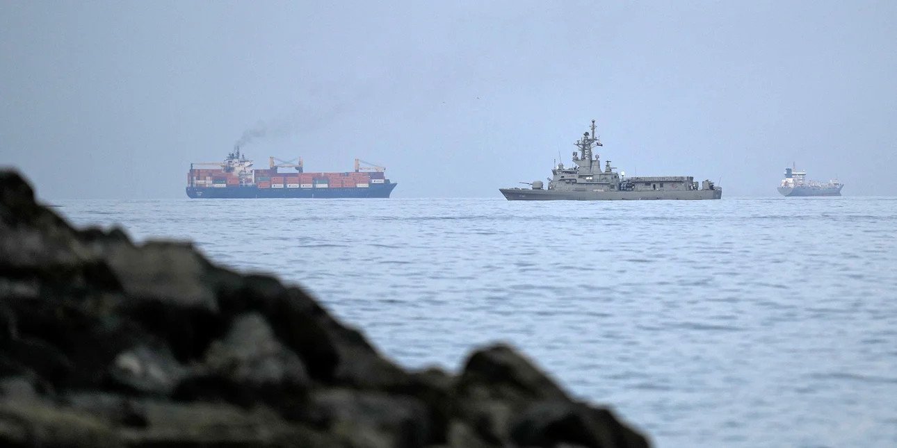 Κοντά σε συμφωνία ΗΠΑ και Ιράν: Ποιες εξελίξεις φέρνει το «πάγωμα» της επιχείρησης Ελευθερία στο Ορμούζ από τον Τραμπ