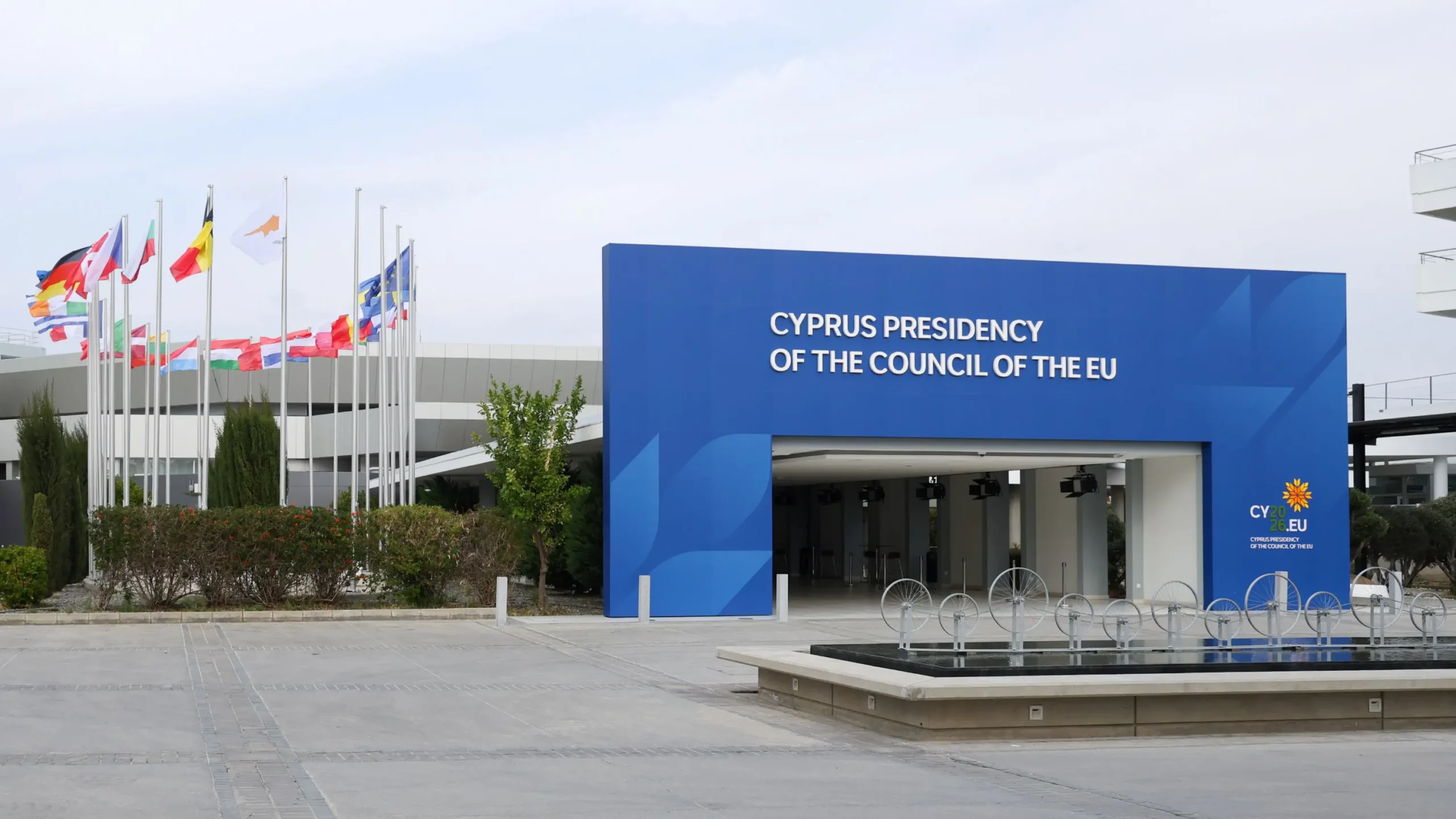 H προσιτή κατοικία στο επίκεντρο άτυπης Υπουργικής Συνάντησης για στέγαση