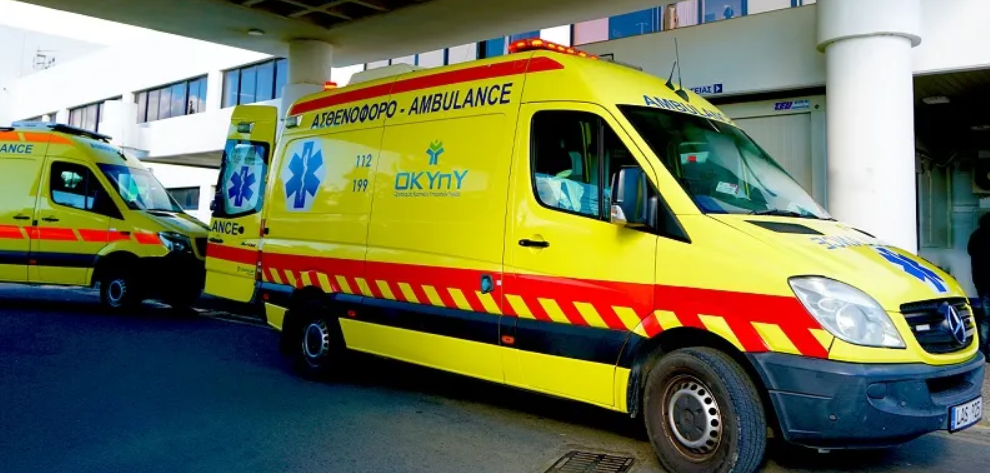 Όχημα κατέληξε σε χωράφι μετά από τροχαίο παρά την έξοδο Καλαβασού – Απεγκλωβίστηκε ο οδηγός