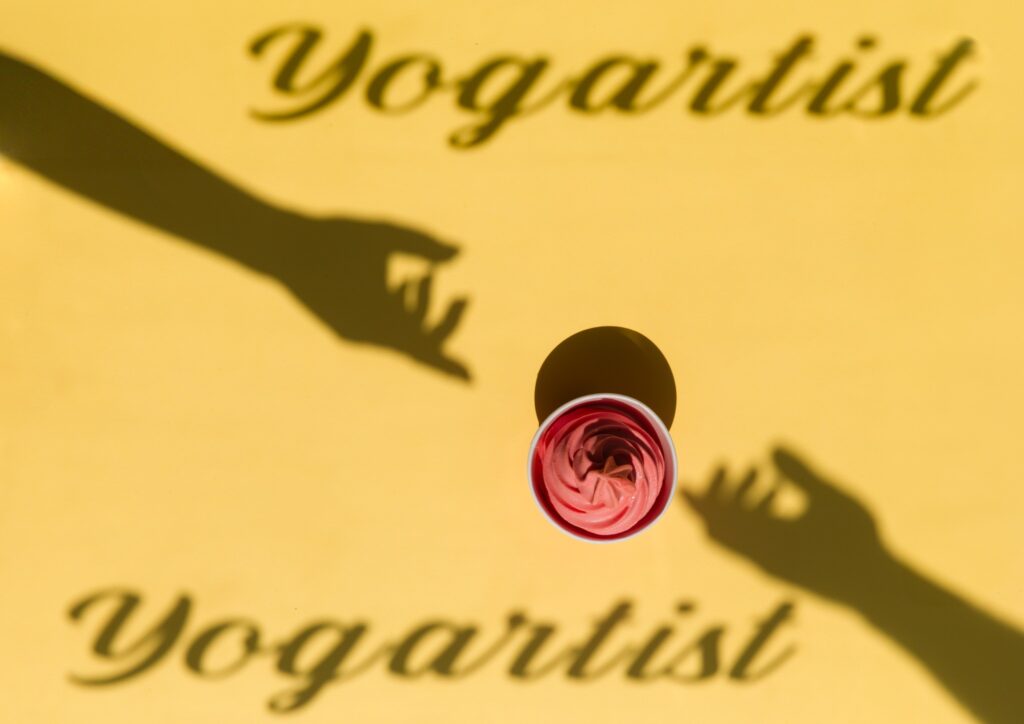 Yogartist: Το frozen yogurt που έγινε καλοκαιρινή εμμονή στη Λάρνακα