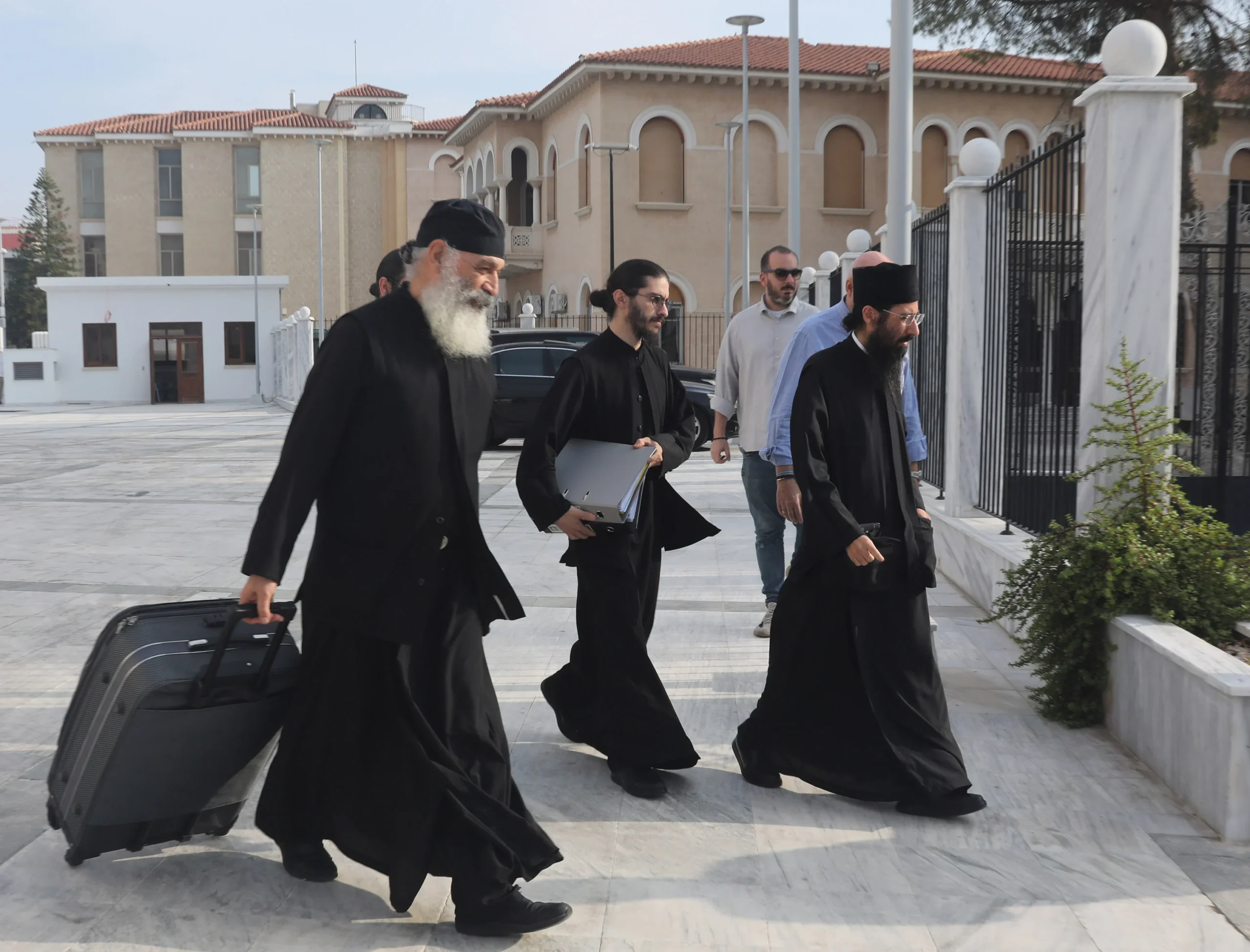 Αββακούμ: Τροποποιήθηκαν κατηγορίες για Νεκτάριο- Αντιδράσεις για φωτογραφίες