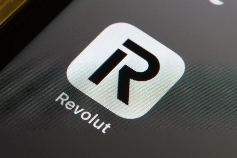 Προβλήματα στη Revolut- Επηρεάζονται μεταφορές χρημάτων, συνάλλαγμα και εσωτερικές συναλλαγές