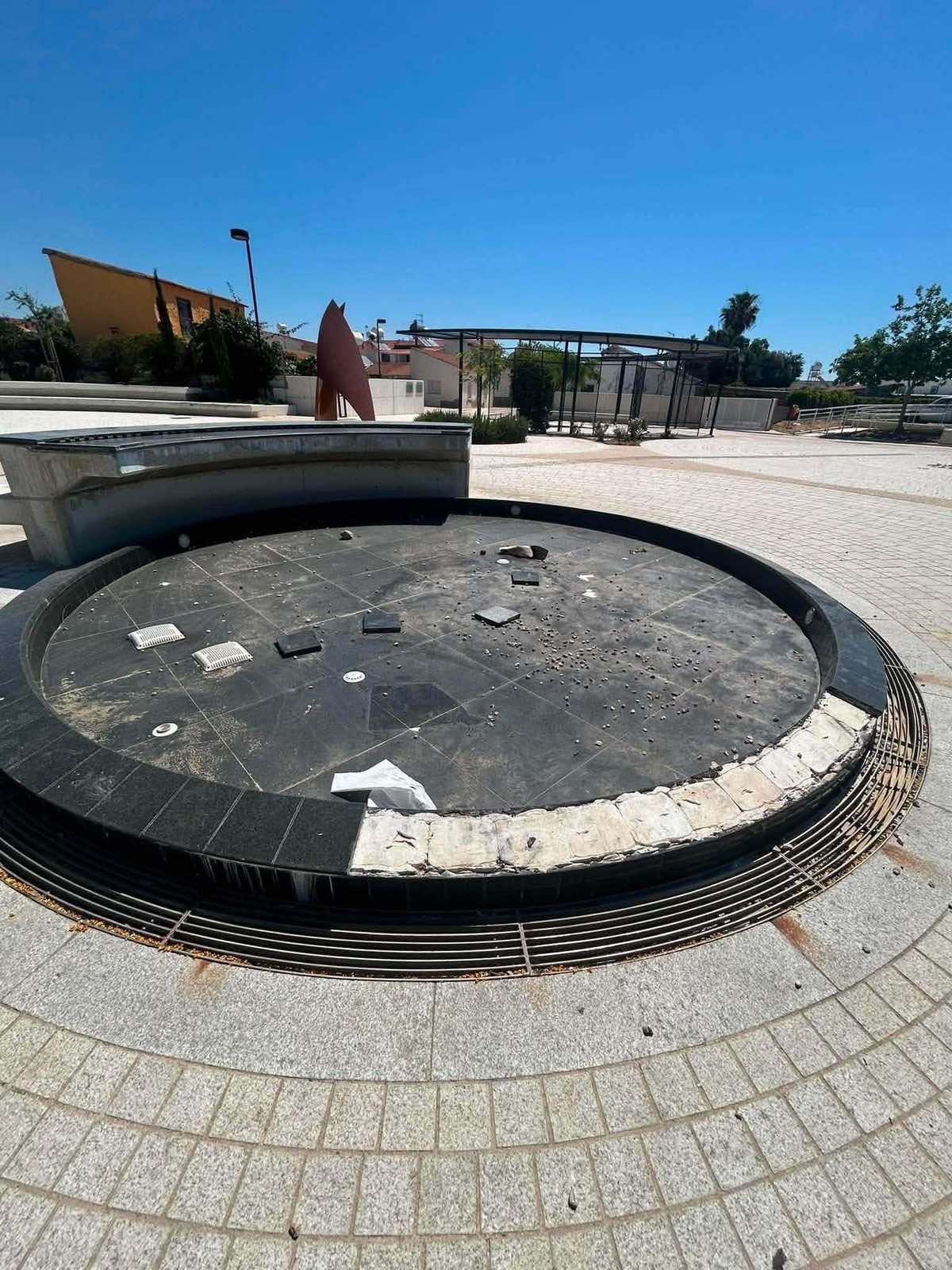 Στόχος βανδαλισμών το άγαλμα του Μιχαλάκη Παρίδη και το Πάρκο Καλλιτεχνών – Ο Δήμος Λάρνακας καταδκάζει έντονα το περιστατικό