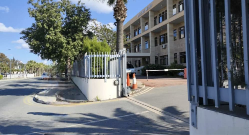 ΔΙΚΑΣΤΗΡΙΟ ΛΑΡΝΑΚΑΣ