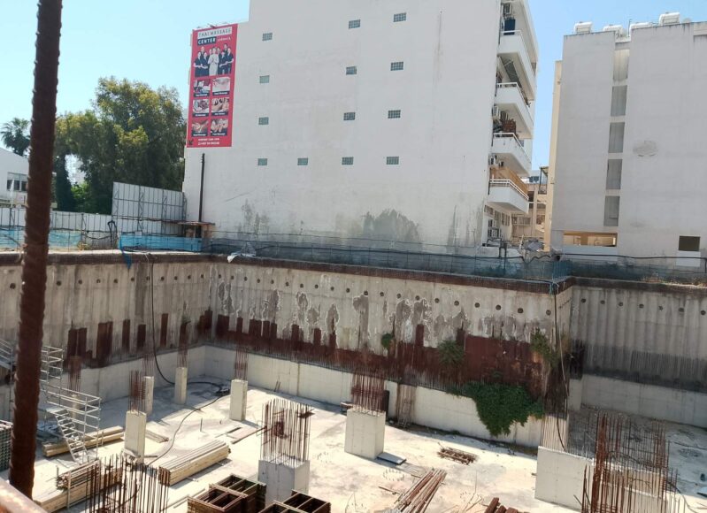 ΛΟΥΚΚΟΣ 1