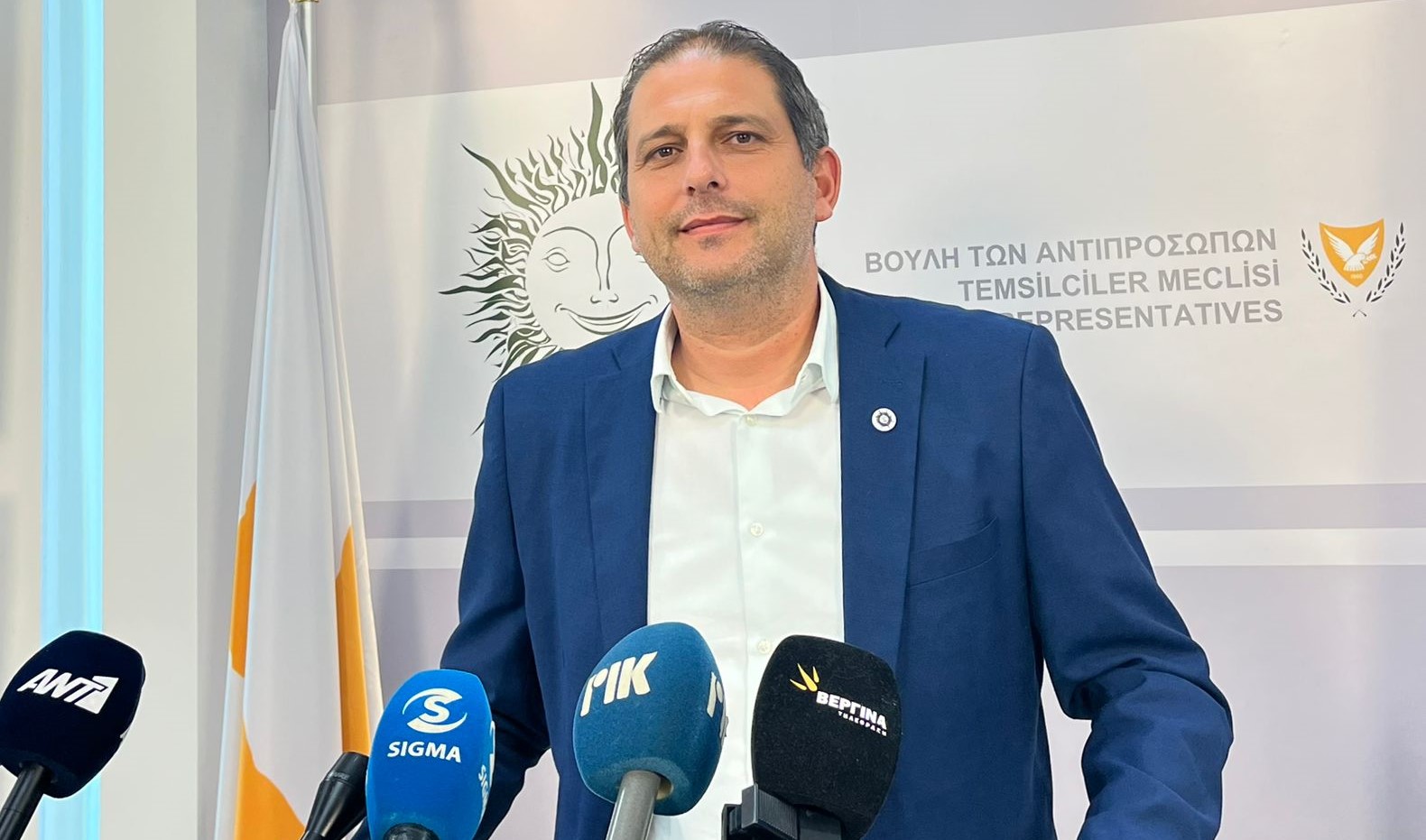 &Beta;&omicron;&upsilon;&lambda;&epsilon;&upsilon;&tau;ή&sigmaf; &Delta;&Eta;&Sigma;&Upsilon; &Lambda;ά&rho;&nu;&alpha;&kappa;&alpha;&sigmaf;, &kappa;. &