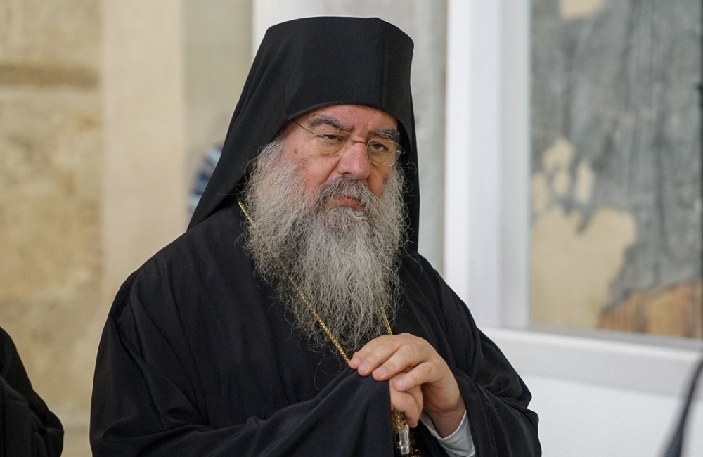 &Pi;&rho;&omicron;&sigma;&omicron;&chi;ή: &Kappa;&alpha;&kappa;ό&beta;&omicron;&upsilon;&lambda;&omicron; &phi;&iota;&lambda;&mu;ά&kappa;&iota; AI &mu;&epsilon; &tau;&omicron;&nu; &Mu;&eta;&tau;&rho;&omicron;&pi;&omicron;&lambda;ί&tau;&eta; &Alpha;&theta;&alpha;&nu;ά&sigma;&iota;&omicron; &nu;&alpha; &delta;&iota;&alpha;&phi;&eta;&mu;ί&zeta;&epsilon;&iota; &phi;ά&rho;&mu;&alpha;&kappa;&omicron;