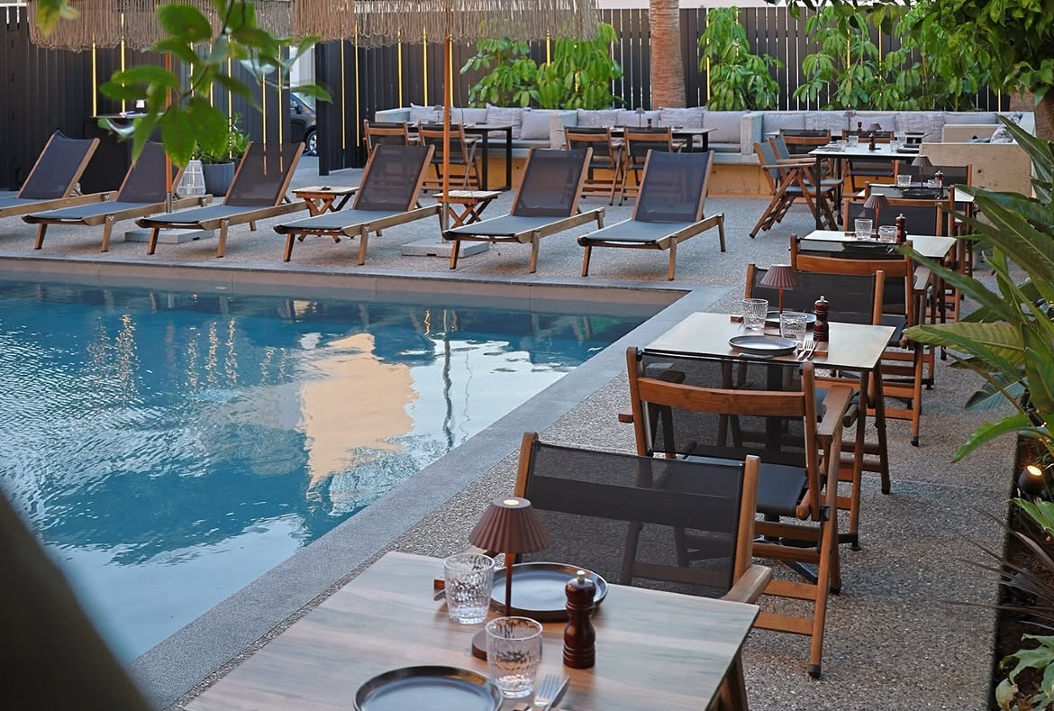 holybythepool