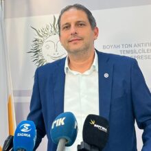 ΑΛΑΜΠΡΙΤΗΣ