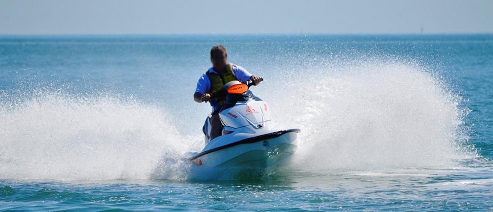 Τι ισχύει για τις ενοικιάσεις jet ski χωρίς άδεια χειριστή