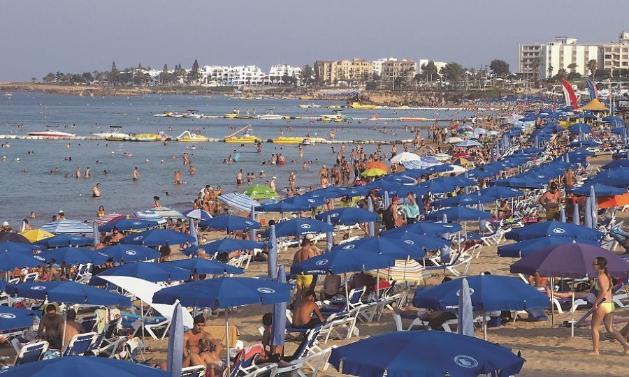 Σε κανονικούς ρυθμούς οι τουριστικές κρατήσεις