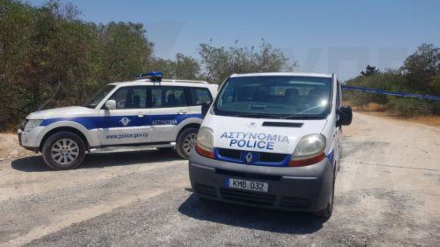 Κρυμμένο οπλοστάσιο στον Κουτραφά εντόπισε η Αστυνομία – Πιστόλια, ημιαυτόματο, γεμιστήρες και σφαίρες