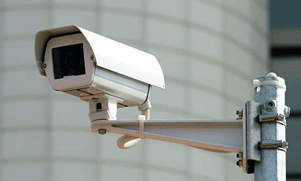 «Oι κάμερες στους δημόσιους χώρους πρέπει και θα τοποθετηθούν», ετοιμάζουν συνάντηση οι Δήμαρχοι
