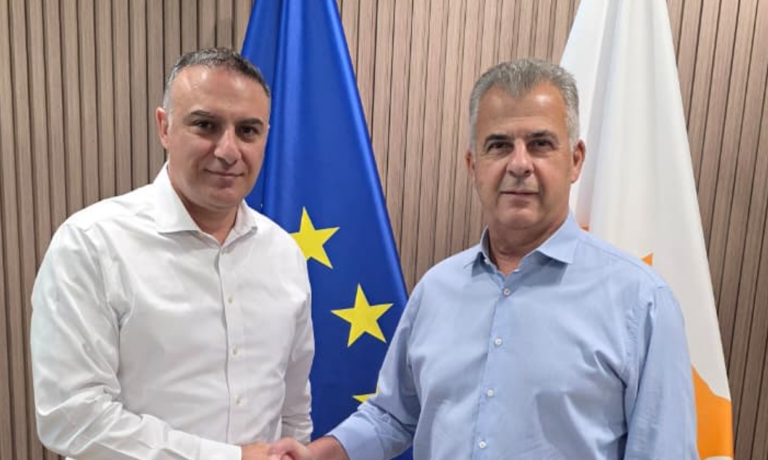 Πρόληψη πυρκαγιών, αφθώδης πυρετός και πράσινη γραμμή: Όσα συζήτησαν Φυτιρής και Σενέκης – Εθιμοτυπική συνάντηση στο Υπουργείο Γεωργίας