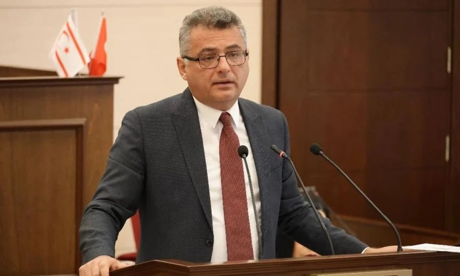 Έρχιουρμαν: Οι τελευταίες εξελίξεις έπληξαν περαιτέρω την εμπιστοσύνη