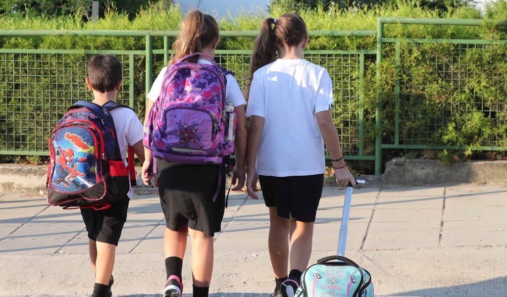 Πότε ανοίγουν τα σχολεία: Οι ημερομηνίες για το «πρώτο κουδούνι» σε κάθε τάξη