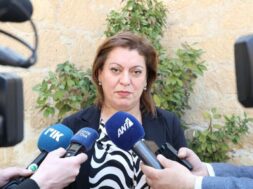 ypourgos-paideias-athina-mixaelidou-1-1068×657