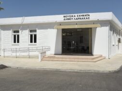 ΔΗΜΟΤΙΚΟ ΩΔΕΙΟ ΛΑΡΝΑΚΑΣ