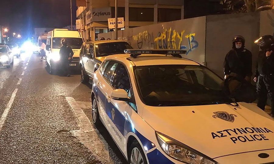Αστυνομία: «Ντου» σε υποστατικά και 240 καταγγελίες – Χειροπέδες σε 8 άτομα