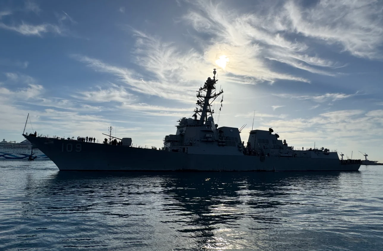 Στη Λεμεσό για πρώτη φορά το αμερικανικό αντιτορπιλικό USS Jason Dunham  (φώτο)