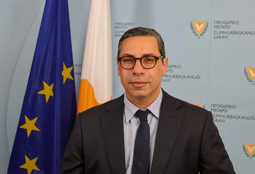 constantinos_kombos_1