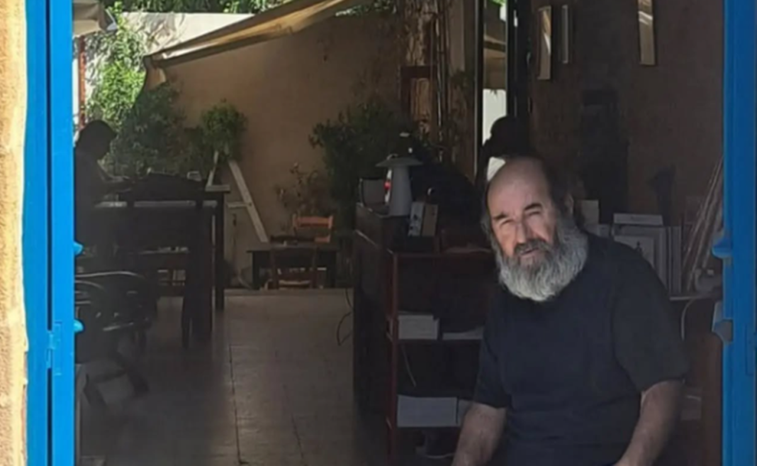 Το αντίο της Αιγιαλούσας στον Βάσο: Λάτρης της Ελλάδας – Καλό συναπάντημα…