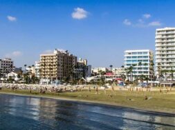 larnaka9jpg