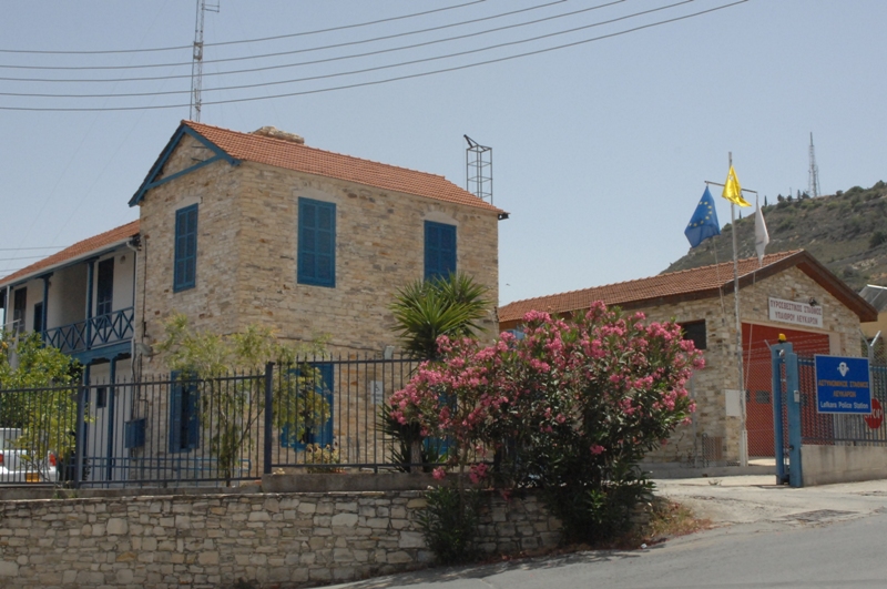 Λεύκαρα: Τους έκλεψαν ενώ ήταν σε γάμο – Πώς ξάφρισαν οχήματα