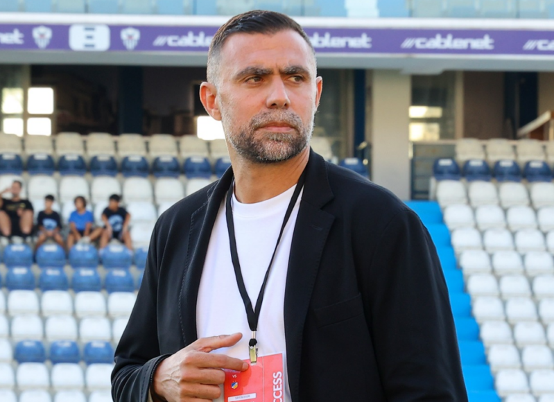 maniatis-anorthosis