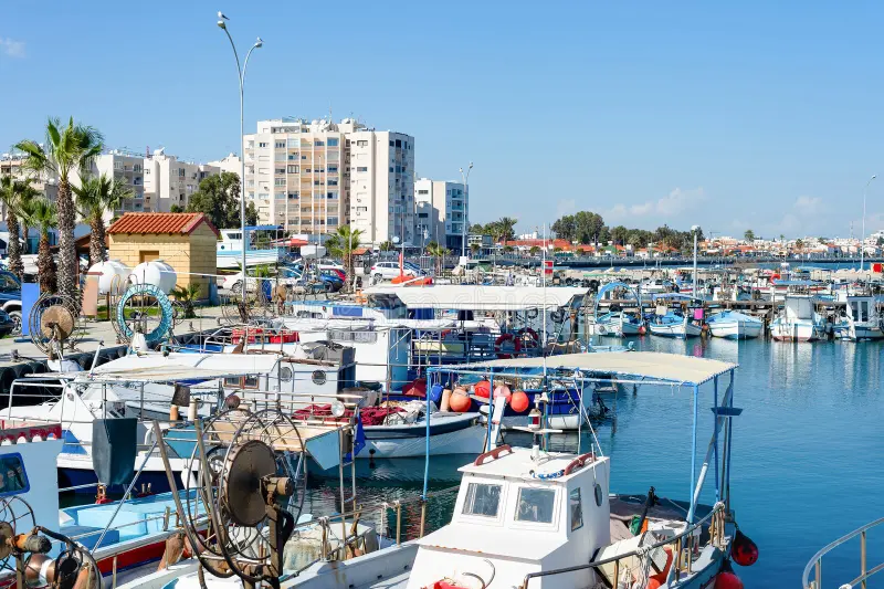 marina-apartments-waterfront-larnaca-cyprus-yachts-cityscape-bright-sunshine-187245989 (1)