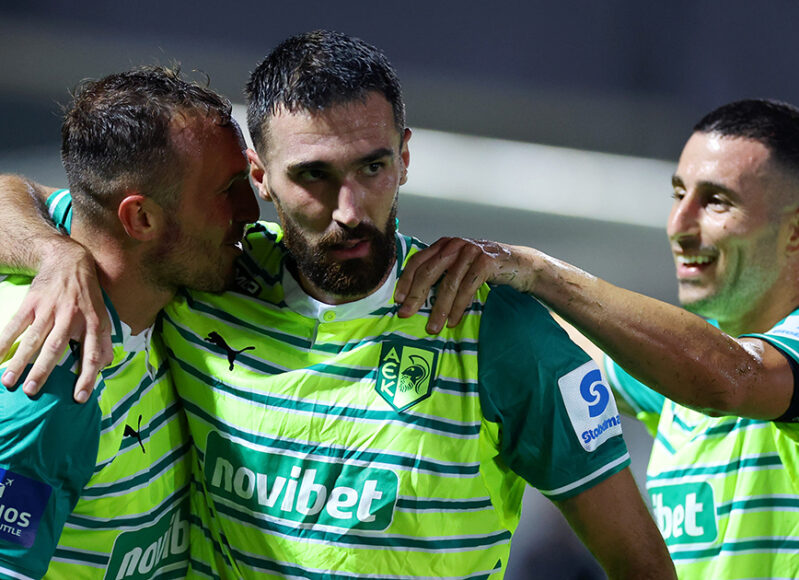 mpagits-ivanvic-pileas-aek